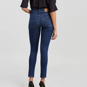 Levi’s | Medium Wash 721 High Rise Skinny Jean 27